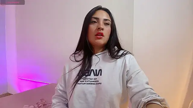 Snapshot of Brendda_tay chatting on 14, 3, 2025 Brendda tay online show from 14, 3, 2025