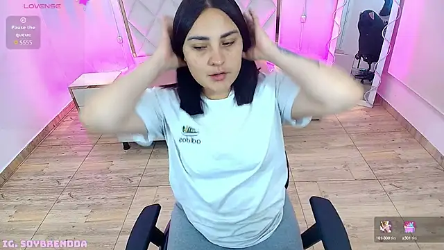 Snapshot of Brendda_tay chatting on 15, 9, 2025 Brendda tay online show from 15, 9, 2025