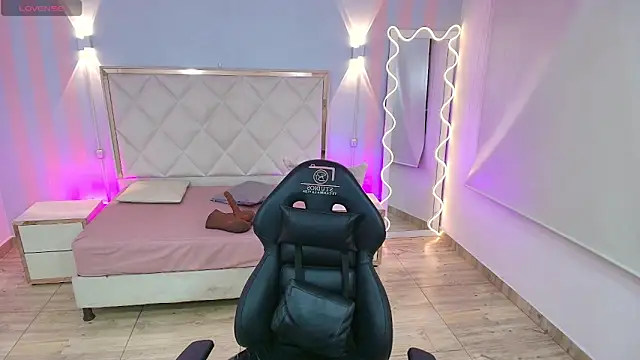 Snapshot of Brendda_tay chatting on 9, 11, 2025 Brendda tay online show from 9, 11, 2025