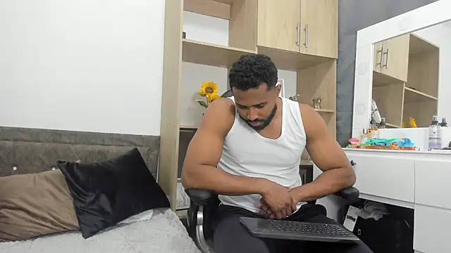 Snapshot of karsonmorris chatting on 18, 10, 2025 karsonmorris online show from 18, 10, 2025