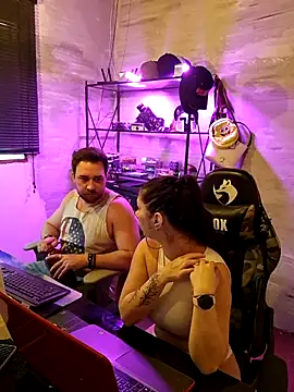 CoelhinhaGostosa online show from 12, 3, 2026