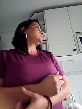 paulinaDiaz1 online show from 3, 5, 2026