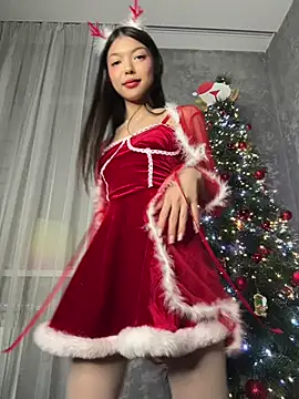 Snapshot of DesiredHoney chatting on 30, 12, 2024 DesiredHoney online show from 30, 12, 2024