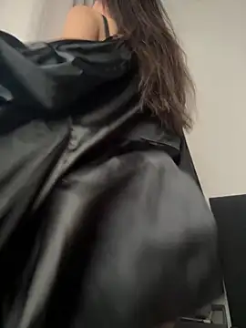 Snapshot of DesiredHoney chatting on 6, 2, 2025 DesiredHoney online show from 6, 2, 2025