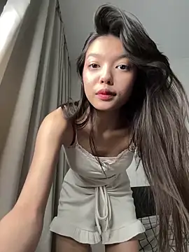 Snapshot of DesiredHoney chatting on 2, 3, 2025 DesiredHoney online show from 2, 3, 2025