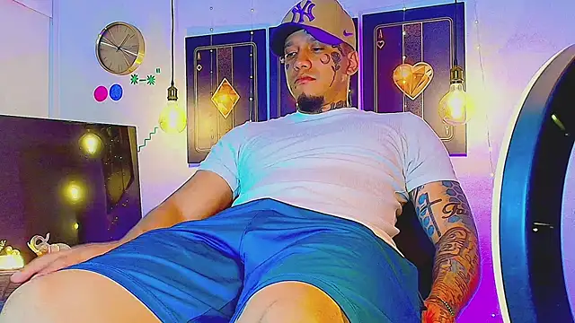 Snapshot of daimond_hope666 chatting on 10, 9, 2025 daimond hope666 online show from 10, 9, 2025