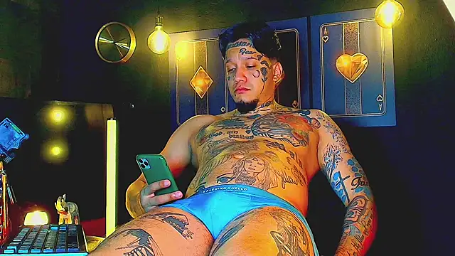 Snapshot of daimond_hope666 chatting on 13, 11, 2025 daimond hope666 online show from 13, 11, 2025