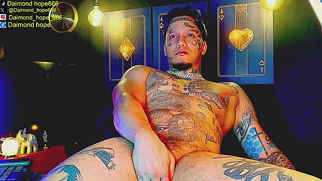 Snapshot of daimond_hope666 chatting on 23, 12, 2025 daimond hope666 online show from 23, 12, 2025