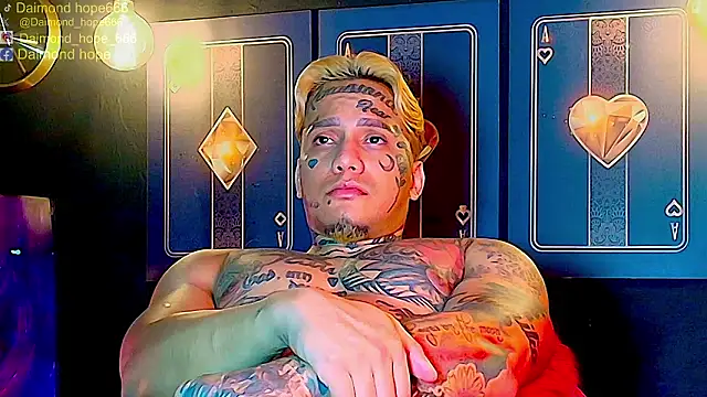 Snapshot of daimond_hope666 chatting on 6, 3, 2026 daimond hope666 online show from 6, 3, 2026