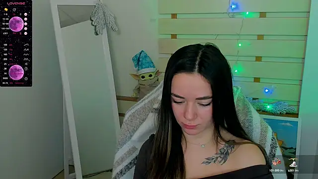 Bella XO online show from 13, 12, 2024