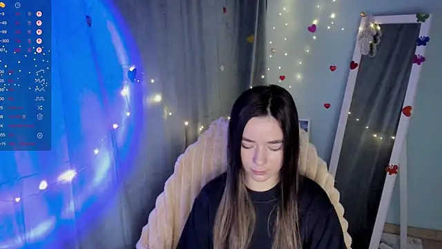 Bella XO online show from 4, 3, 2025