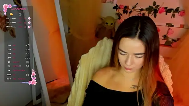 Snapshot of Bella_XO chatting on 7, 7, 2026 Bella XO online show from 7, 7, 2026