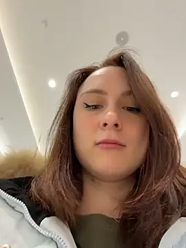 Dina Tease online show from 12, 2, 2026