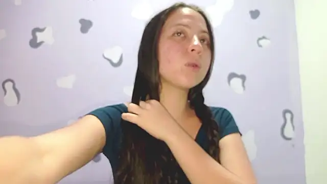 Snapshot of PetiteIvoryQueen19 chatting on 5, 12, 2024 PetiteIvoryQueen19 online show from 5, 12, 2024