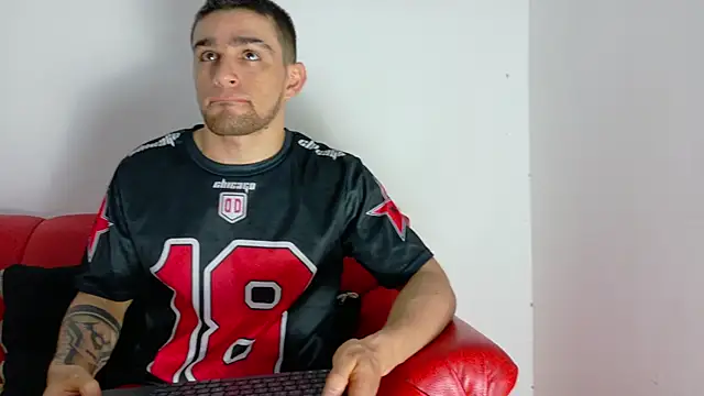 Sexy Alejandro  online show from 19, 11, 2025