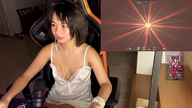 Snapshot of JayJaylov chatting on 3, 2, 2025 JayJaylov online show from 3, 2, 2025