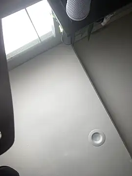 Yann 18 online show from 13, 9, 2025