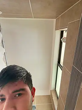 Yann 18 online show from 6, 2, 2026