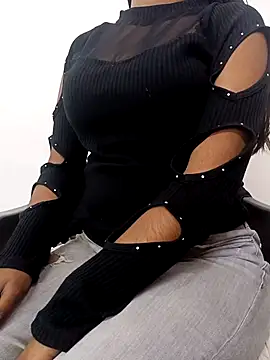 Snapshot of Ananya_34 chatting on 4, 3, 2025 Ananya 34 online show from 4, 3, 2025