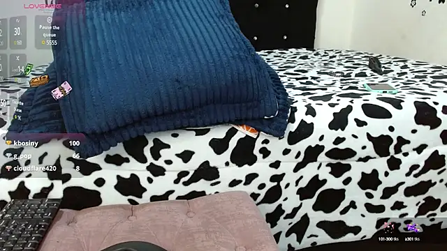 Snapshot of jeff_and_jade chatting on 4, 12, 2024 jeff and jade online show from 4, 12, 2024