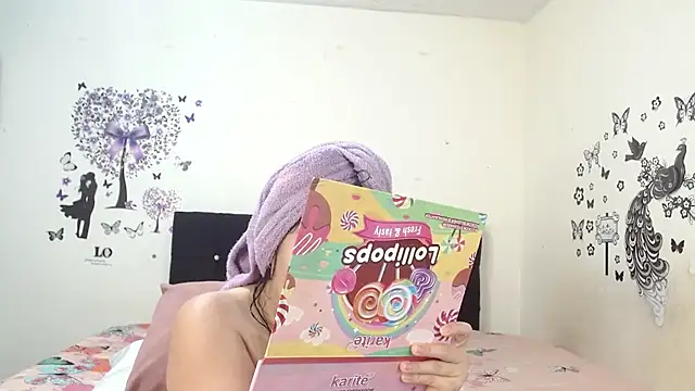 Snapshot of jeff_and_jade chatting on 18, 9, 2025 jeff and jade online show from 18, 9, 2025