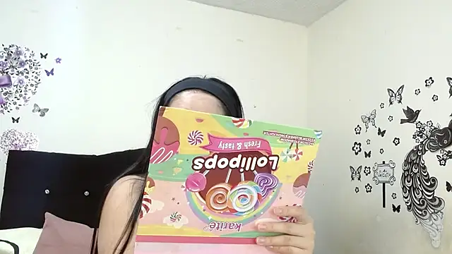 Snapshot of jeff_and_jade chatting on 29, 9, 2025 jeff and jade online show from 29, 9, 2025