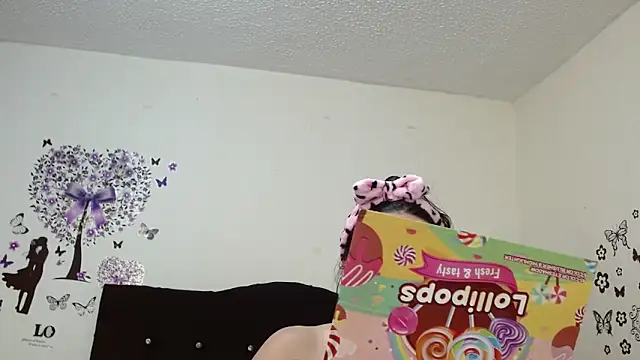 Snapshot of jeff_and_jade chatting on 6, 10, 2025 jeff and jade online show from 6, 10, 2025