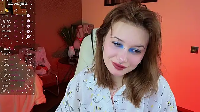 Snapshot of Eridabytrend chatting on 25, 11, 2025 Eridabytrend online show from 25, 11, 2025