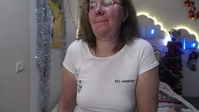 HolyMilfa online show from 29, 12, 2024