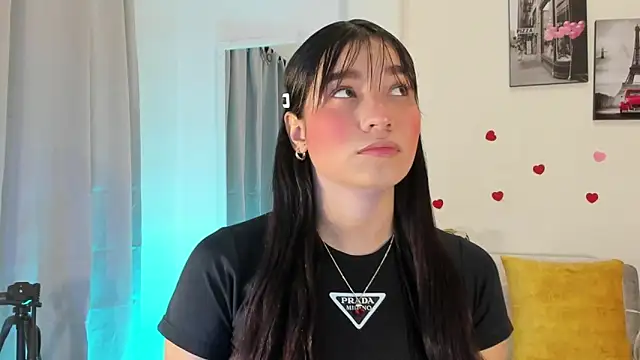 Snapshot of Maia_W10 chatting on 27, 1, 2025 Maia W10 online show from 27, 1, 2025