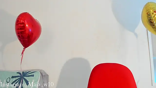 Snapshot of Maia_W10 chatting on 26, 2, 2025 Maia W10 online show from 26, 2, 2025