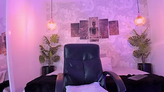 Regan   online show from 9, 3, 2025