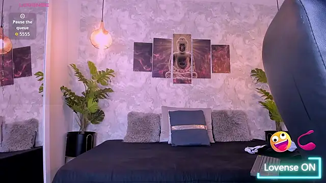 Regan   online show from 1, 10, 2025