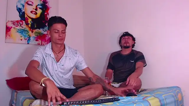 Snapshot of enjoy_vibes chatting on 18, 11, 2025 enjoy vibes online show from 18, 11, 2025