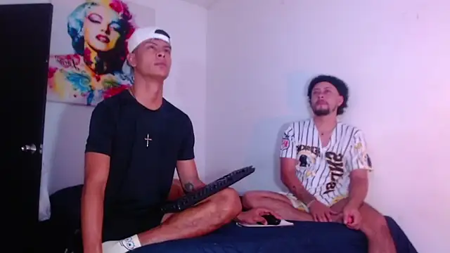 Snapshot of enjoy_vibes chatting on 28, 11, 2025 enjoy vibes online show from 28, 11, 2025