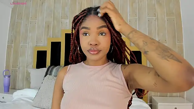 Snapshot of AriaFoster chatting on 28, 10, 2025 AriaFoster online show from 28, 10, 2025