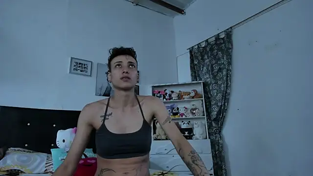 Snapshot of megan_100 chatting on 28, 11, 2025 megan 100 online show from 28, 11, 2025