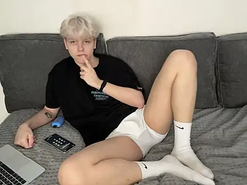 Snapshot of metratok chatting on 6, 3, 2025 metratok online show from 6, 3, 2025