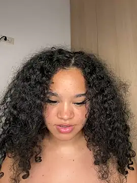 Lucy wilson5 online show from 17, 12, 2024