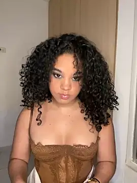 Lucy wilson5 online show from 25, 12, 2024