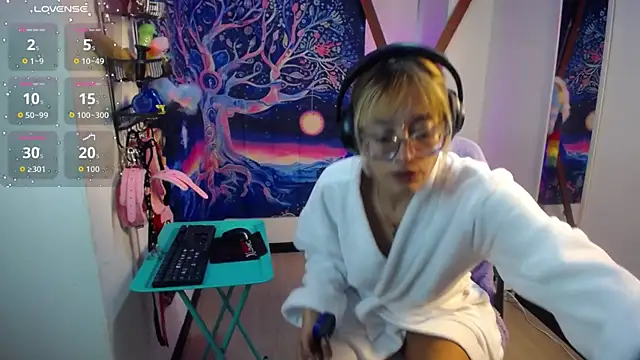 Snapshot of 911Calling chatting on 7, 11, 2025 911Calling online show from 7, 11, 2025