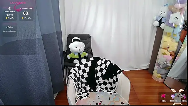 Snapshot of CN-Doudou chatting on 10, 9, 2025 CN-Doudou online show from 10, 9, 2025