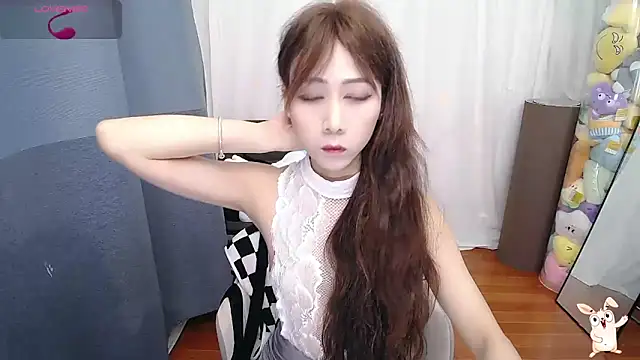 Snapshot of CN-Doudou chatting on 30, 9, 2025 CN-Doudou online show from 30, 9, 2025