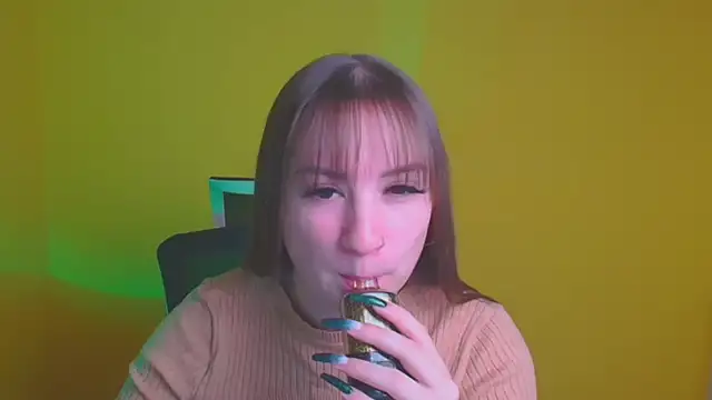 Snapshot of Evelina_GG chatting on 17, 12, 2024 Evelina GG online show from 17, 12, 2024