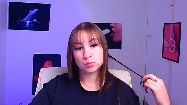 Snapshot of Evelina_GG chatting on 24, 12, 2024 Evelina GG online show from 24, 12, 2024