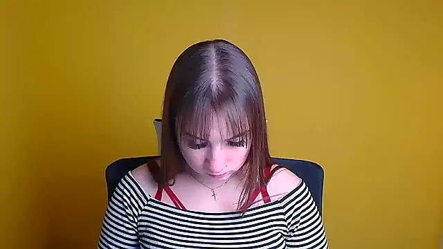 Snapshot of Evelina_GG chatting on 4, 1, 2025 Evelina GG online show from 4, 1, 2025