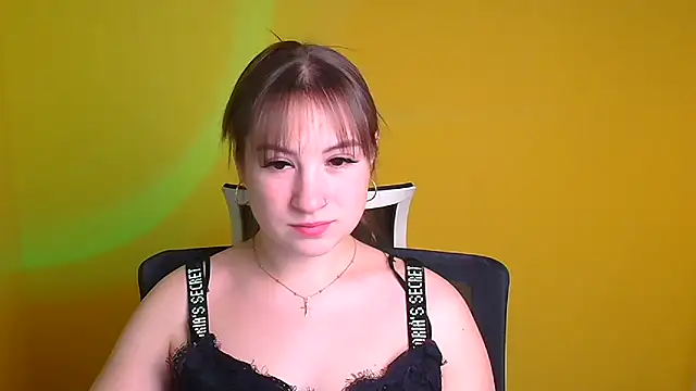Snapshot of Evelina_GG chatting on 5, 1, 2025 Evelina GG online show from 5, 1, 2025