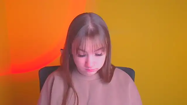 Snapshot of Evelina_GG chatting on 6, 1, 2025 Evelina GG online show from 6, 1, 2025