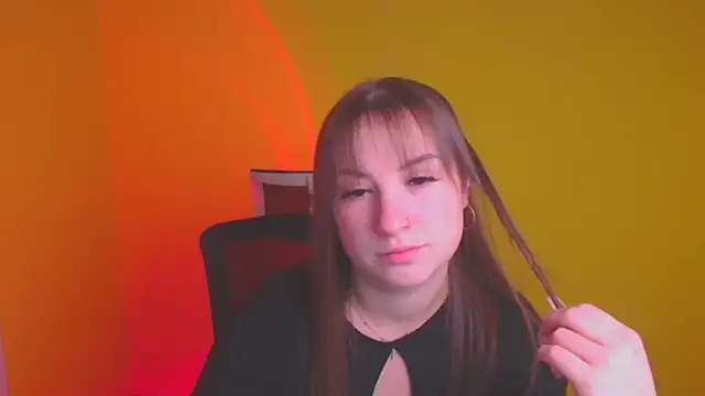 Snapshot of Evelina_GG chatting on 7, 1, 2025 Evelina GG online show from 7, 1, 2025