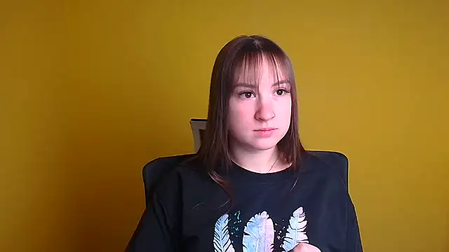 Snapshot of Evelina_GG chatting on 1, 2, 2025 Evelina GG online show from 1, 2, 2025